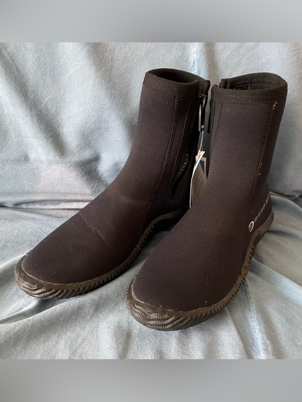 Deep Sea 5mm Black Echozip Dive Boots, NWT, Size 10 Mens